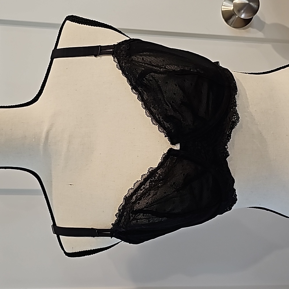 34DDD Victoria's Secret Bra! Unlined